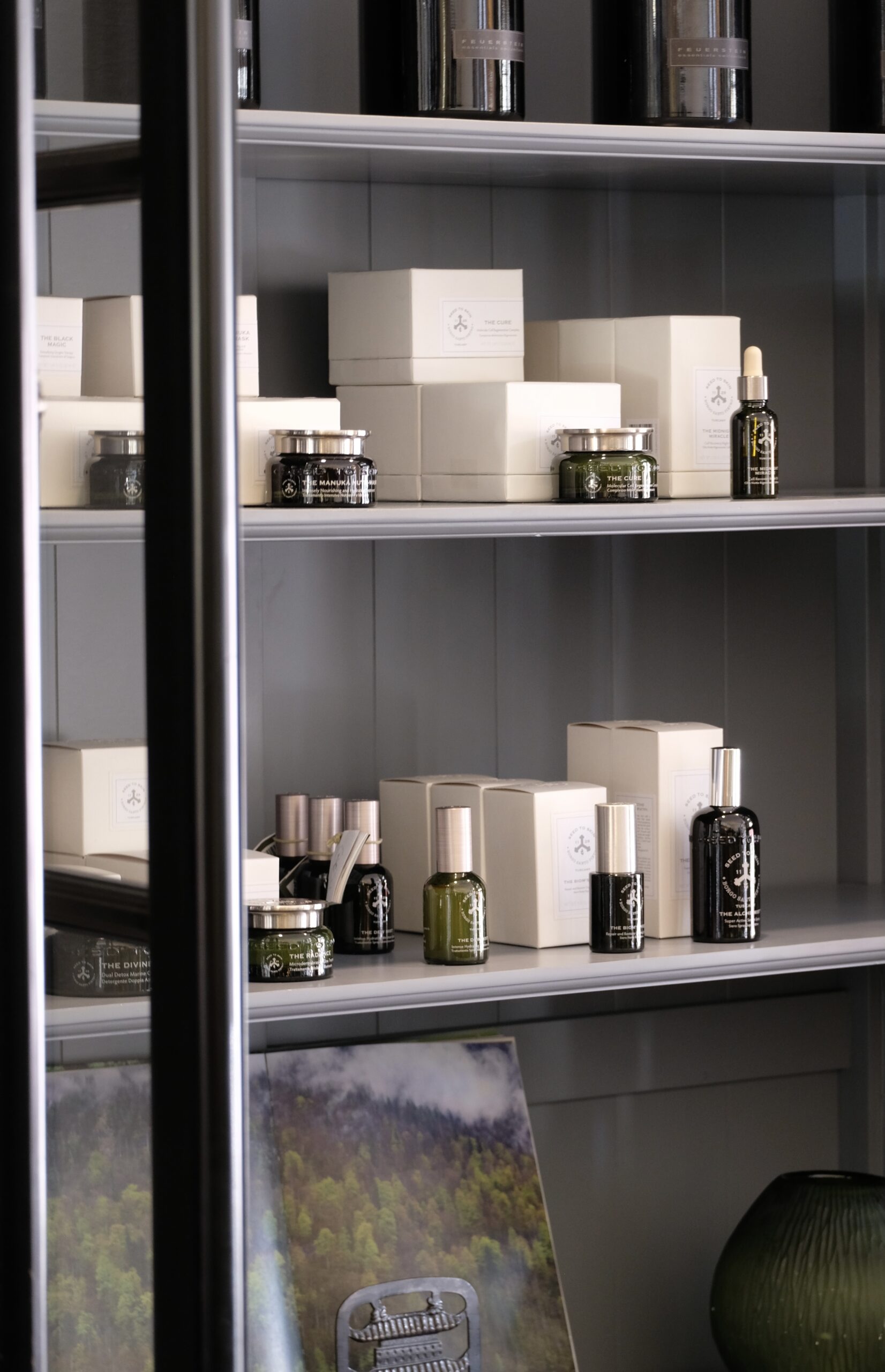 SeedtoSkin-Shelves-MaisonDiwa-1
